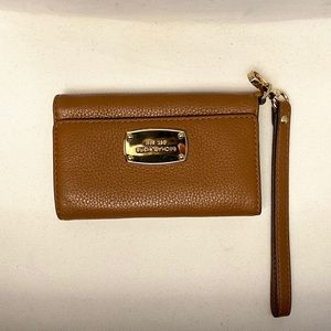 “MK” leather wallet/phone case